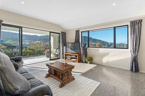 Photo of property in 9 Goddard Way, Sawyers Bay, Port Chalmers, 9023