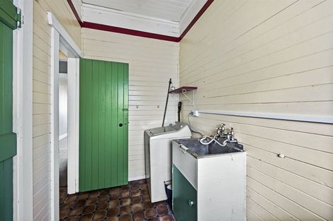 Photo of property in 87 South Road, Manaia, 4612