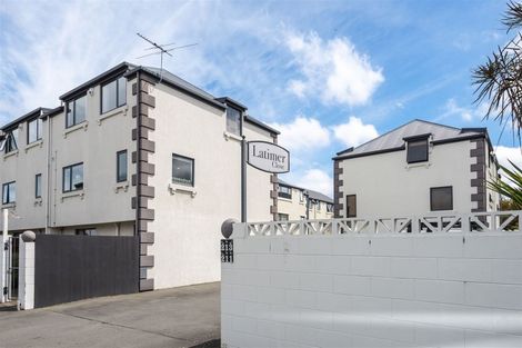 Photo of property in 2/211 Worcester Street, Christchurch Central, Christchurch, 8011