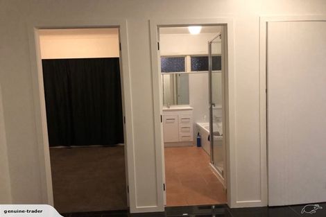 Photo of property in 230c Pakuranga Road, Pakuranga Heights, Auckland, 2010