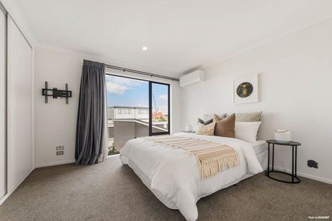 Photo of property in 8 Walter Merton Road, Hobsonville, Auckland, 0616