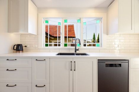 Photo of property in 600 Park Road North, Parkvale, Hastings, 4122