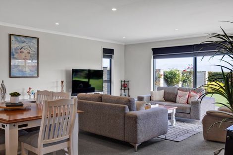 Photo of property in 472 Turuturu Road, Hawera, 4674