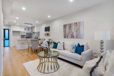 Photo of property in 1/17 Glenburn Place, Papakura, 2110