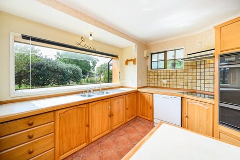 Photo of property in 83 Oroua Road, Kairanga, Palmerston North, 4475