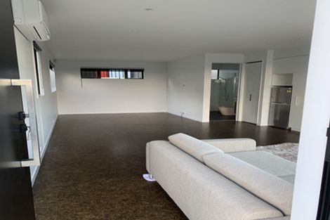Photo of property in 14 City View Terrace, Birkenhead, Auckland, 0626