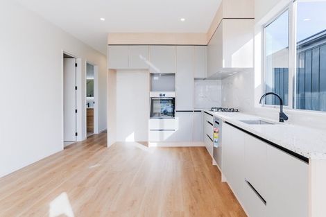 Photo of property in 39 Horokaka Street, Massey, 0614