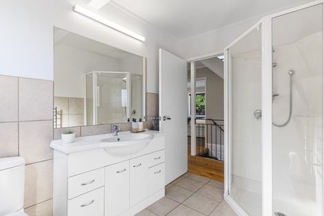 Photo of property in 133 Sandspit Road, Shelly Park, Auckland, 2014