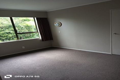 Photo of property in 64 Cypress Drive, Maungaraki, Lower Hutt, 5010
