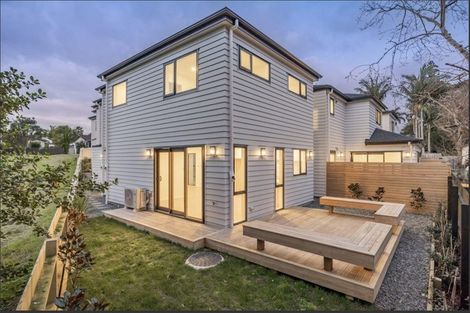 Photo of property in 37d Allington Road, Massey, Auckland, 0614