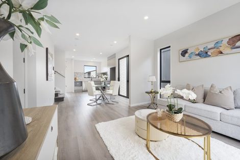 Photo of property in 35 Puhikawa Street, Massey, 0614