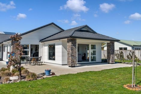 Photo of property in 13 Kea Court, Carterton, 5713