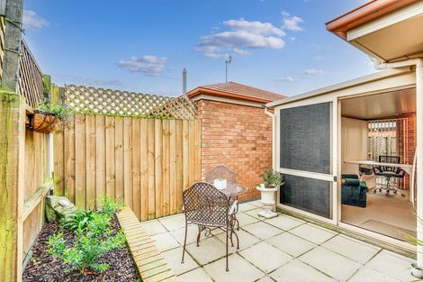 Photo of property in 3/3 Staveley Street, Avonhead, Christchurch, 8042