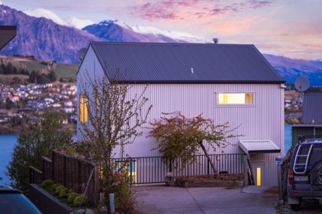 Photo of property in 6a Gum Lane, Queenstown, 9300