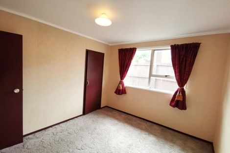 Photo of property in 3 Ciprian Place, Henderson, Auckland, 0612