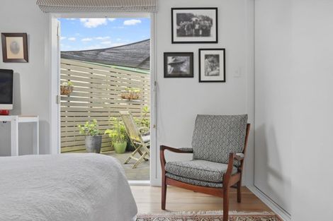 Photo of property in 1b Nicolas Avenue, Glen Eden, Auckland, 0602