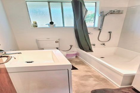 Photo of property in 10f3 Rawson Street, Tawa, Wellington, 5028
