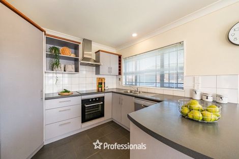 Photo of property in 33 Moana Grove, Waiwhetu, Lower Hutt, 5010