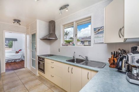 Photo of property in 29 Strid Road, Te Atatu South, Auckland, 0610