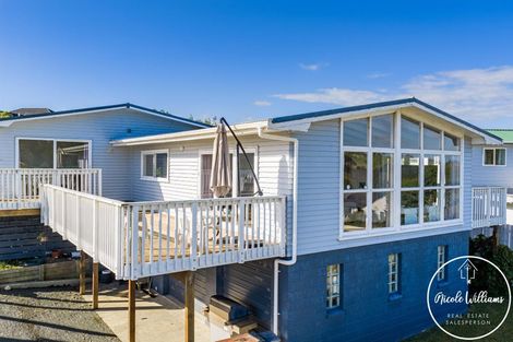 Photo of property in 5 Hebe Lane, Maungaturoto, 0520