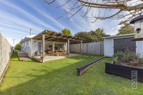 Photo of property in 37 Kaipara Portage Road, Riverhead, 0820