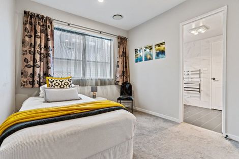 Photo of property in 28 Tai Crescent, Hobsonville, Auckland, 0616