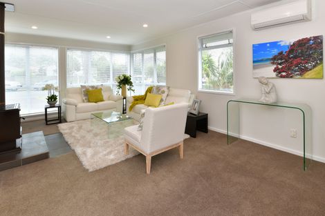 Photo of property in 57 Hatton Road, Orewa, 0931