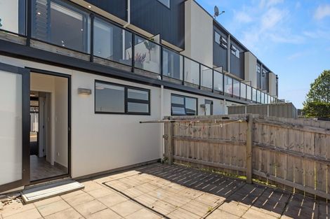 Photo of property in 7/22 Ashley Place, Papamoa Beach, Papamoa, 3118