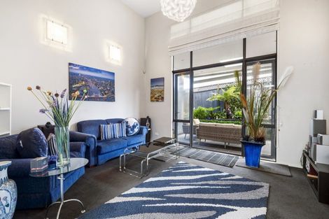 Photo of property in 2/81 Francis Street, Hauraki, Auckland, 0622