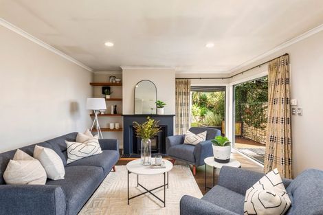 Photo of property in 61a Fairmount Road, Titirangi, Auckland, 0604