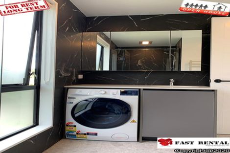 Photo of property in 112 Tamahere Drive, Glenfield, Auckland, 0629