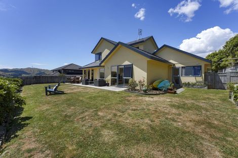 Photo of property in 31 The Masthead, Whitby, Porirua, 5024