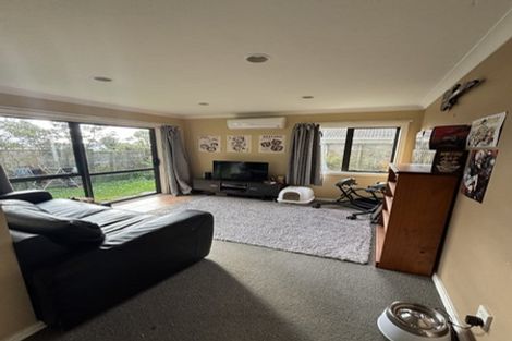 Photo of property in 18a Tarawera Road, Johnsonville, Wellington, 6037