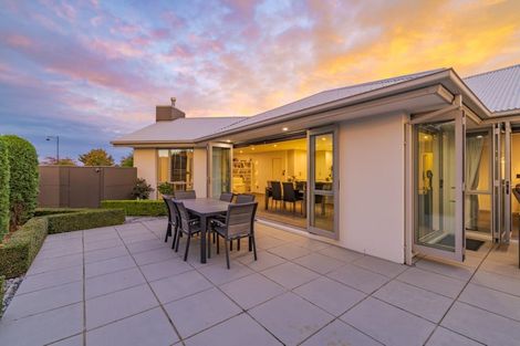 Photo of property in 5 Reka Street, Parklands, Christchurch, 8083