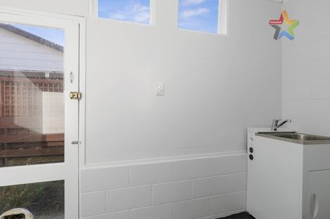 Photo of property in 1/50 Dyer Street, Epuni, Lower Hutt, 5011