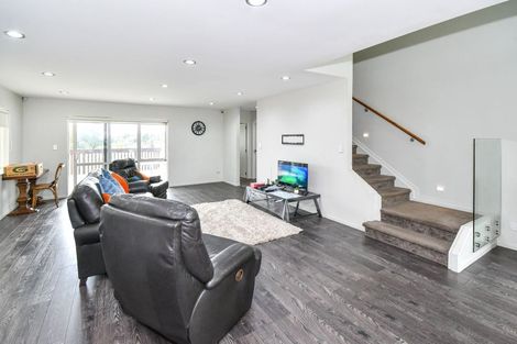 Photo of property in 87 Keri Vista Rise, Papakura, 2110