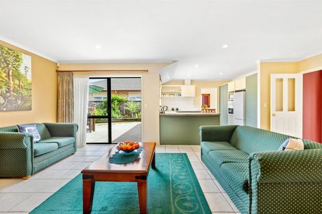 Photo of property in 58 Hillwell Drive, Henderson, Auckland, 0612