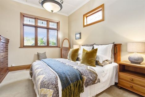 Photo of property in 42 Maritime Terrace, Birkenhead, Auckland, 0626