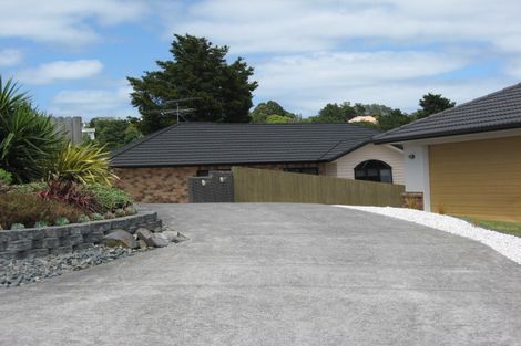 Photo of property in 50 Ridgeway Road, Pukekohe, 2120