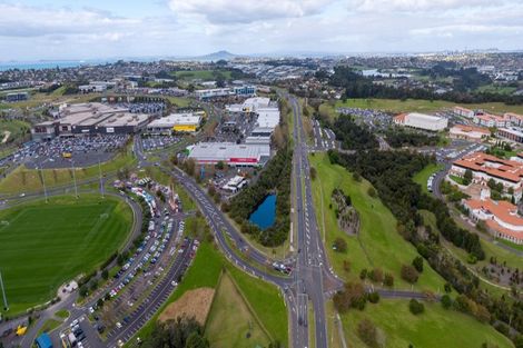 Photo of property in 16/3 The Avenue, Albany, Auckland, 0632