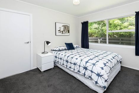 Photo of property in 11 Towra Place, Botany Downs, Auckland, 2010
