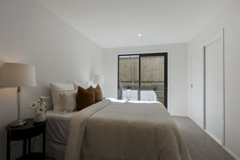 Photo of property in 32 Shelduck Road, Jacks Point, 9371