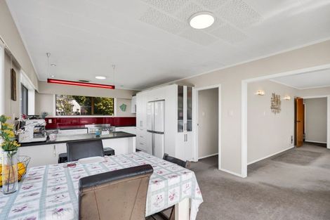 Photo of property in 323 Mangorei Road, Merrilands, New Plymouth, 4312