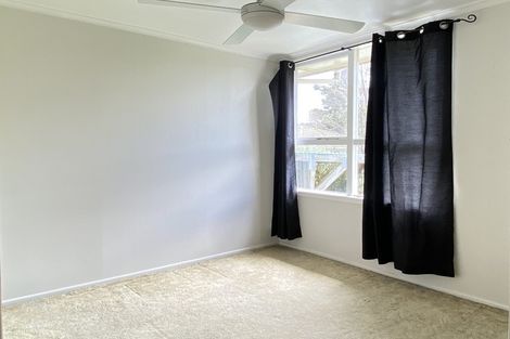 Photo of property in 25 Withers Road, Glen Eden, Auckland, 0602