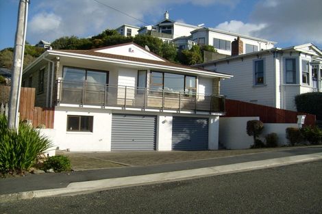 Photo of property in 3 Tanera Crescent, Brooklyn, Wellington, 6021