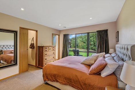 Photo of property in 37 Durrell Way, Rolleston, 7614