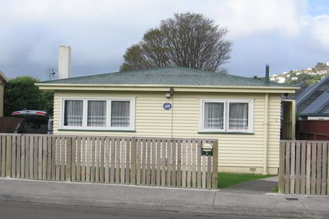 Photo of property in 8 Earp Street, Johnsonville, Wellington, 6037