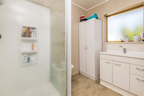 Photo of property in 2/66 Birdwood Avenue, Papatoetoe, Auckland, 2025