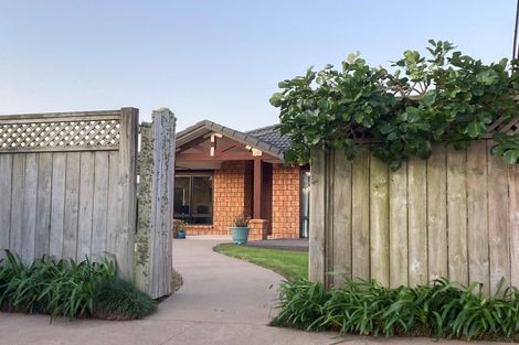 Photo of property in 21 Seascape Crescent, Waipu, 0582