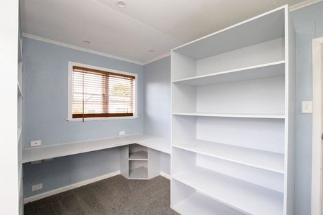 Photo of property in 9 Hayward Road, Ngatea, 3503